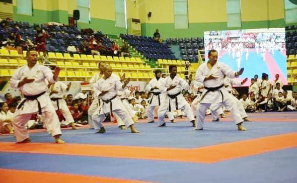 KARATE—  PB Lemkari akan menggelar Rakernas 4-5 November mendatang setelah ditunjuknya Drs H Firdaus Ilyas, MM sebagai Ketua Panpel oleh Ketum PB Lemkari . Leonardy Harmainy, Dt Bandaro Basa, S.IP, MH.
