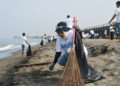 Ikuti BUMN Environmental Movement, Milenial PT Semen Padang Bersihkan Pantai Padang 11 Ikuti BUMN Environmental Movement, Milenial PT Semen Padang Bersihkan Pantai Padang
