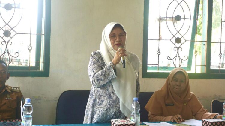 DWP Pasbar Gelar Bimtek Program Kerja 1 Penasehat DWP Pasbar Ny. Titi Hamsuardi