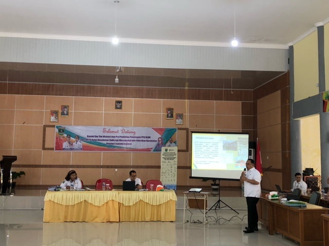 BKOM Pelkes Sumbar Miliki Potensi untuk menjadi BLUD 1 GIAT VISITASI— Sejumlah OPD Pemprov Sumbar mendatangi gedung BKOM Pelkes dalam kegiatan visitasi dan pra penelitian dokumen administratif usulan penerapan BLUD BKOM Pelkes Provinsi Sumbar.