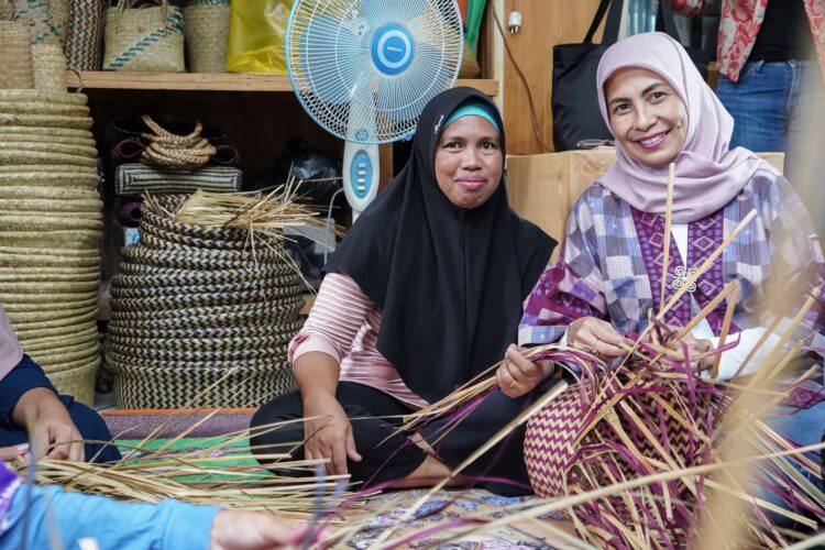 Program Pemberdayaan Perempuan dan Electrifying Agriculture PLN Raih Penghargaan CSR Award 2023 1 ac25b842 ba12 4c7c 920a 818044a52371