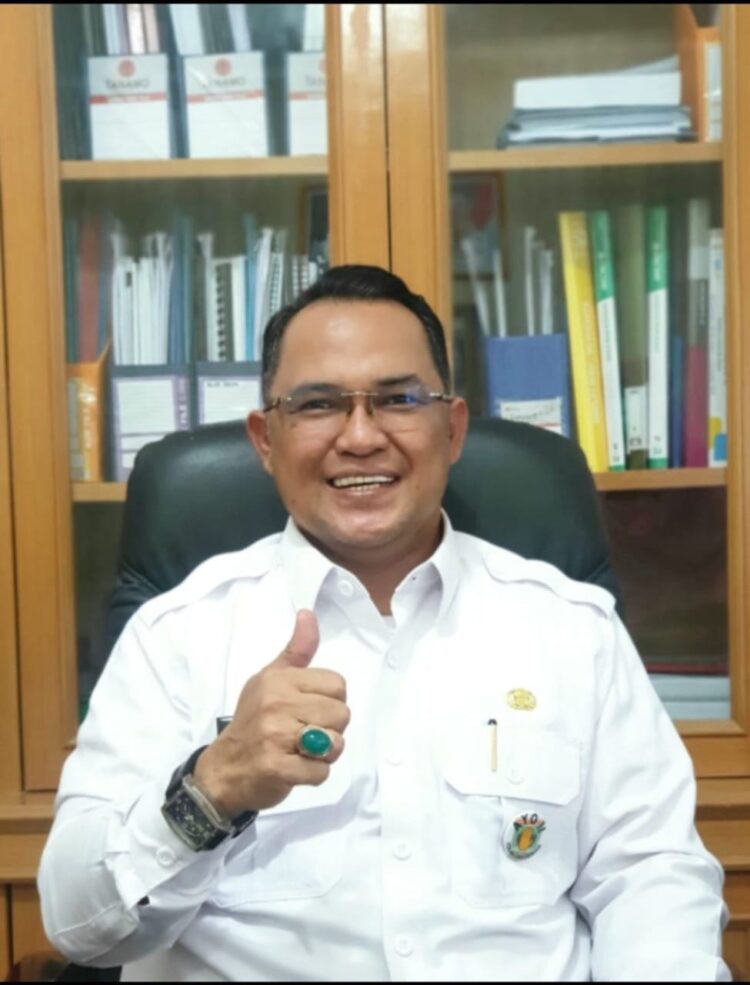 ”Masuk Surga” UPTD BKIM Sumbar Tembus 10 Besar IGA 2023, Pencetus Inovasi, drg. Afando Berharap tak Dilupakan 1 drg. Afando Ekardo, MM
(Kepala BKOM & PELKES Sumbar)