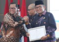 Dukung Pencegahan Korupsi, Wako Hendri Septa Terima Penghargaan dari KPKRI 11 Dukung Pencegahan Korupsi, Wako Hendri Septa Terima Penghargaan dari KPKRI