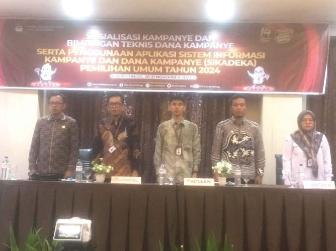 KPU Bukittinggi Sosialisasikan PKPU Nomor 15 Tahun 2023, Samakan Persepsi Terkait Aturan Berkampanye 1 SOSIALISASI— KPU Kota Bukittinggi sosialisasikan PKPU tentang kampanye Pemilu untuk menyamakan persepsi terkait aturan berkampanye, Senin (20/11).