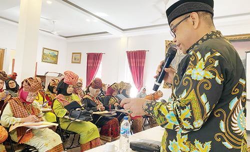 Wariskan Nilai Adat Budaya Minangkabau kepada Gen-Z, Kapasitas Pemangku Adat Perlu Ditingkatkan 1 ANGGOTA DPRD Sumbar, Nurkhalis Dt. Bijo Dirajo.