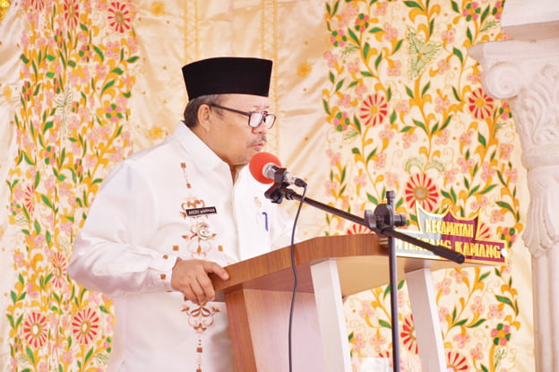 Bupati Agam Buka MTQ Tingkat Nagari Koto Tangah 1 PEMBUKAAN MTQ— Bupati Agam, Andri Warman, membuka secara resmi Musabaqah Tilawatil Quran (MTQ) Nasional ke IV Tingkat Nagari Koto Tangah di Medan Bapaneh Nagari Koto Tangah Kecamatan Tilatang Kamang, Sabtu (11/11).