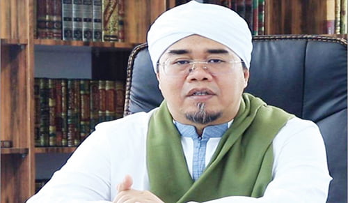 Terancam Tidak Memiliki Tempat di Padang, Ketua MUI Sumbar Ancam Pindahkan Kantor ke Bukittinggi 1 Gusrizal Gazahar
Ketua MUI Sumbar