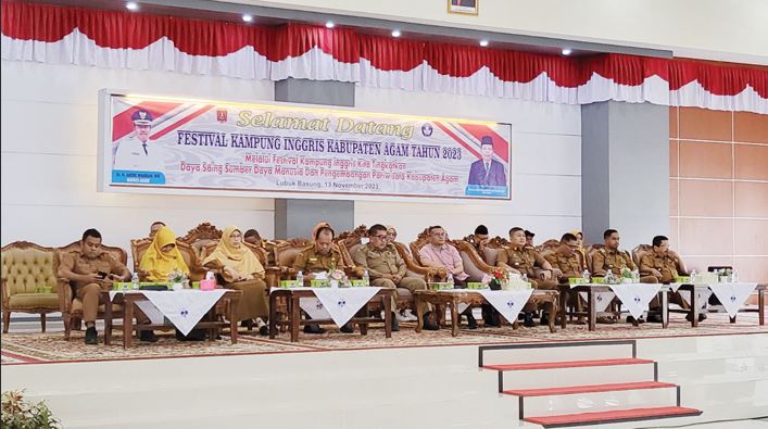 Pertama Kali Diadakan, Pemkab Agam Gelar Festival Kampung Inggris 1 Capture 8