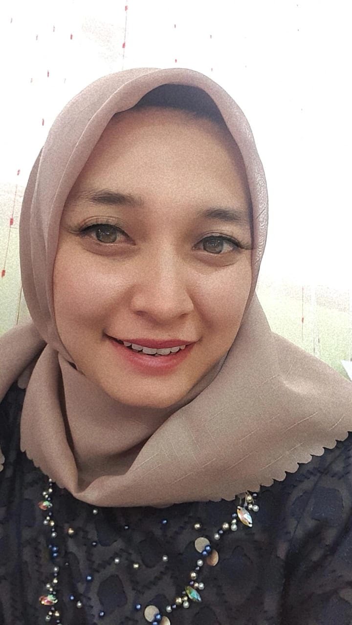 Intan Chindri 
Ayu, S.Pd