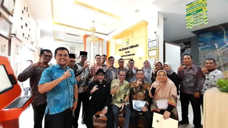 Keterbukaan Informasi Kewajiban