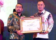 Dinilai Sebagai Kepala Daerah Terbaik, Bupati Sijunjung Terima Penghargaan Adhikarya Pangan Nusantara