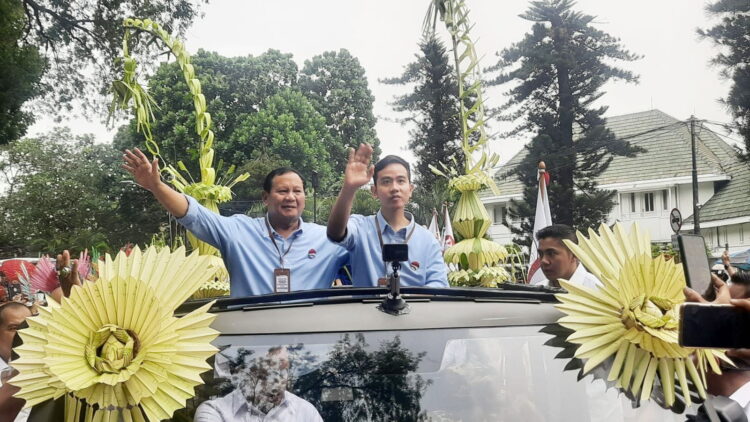 Disokong Tim Solid, Prabowo-Gibran Berpotensi Menangkan Pilpres 2024 1 PASANGAN— Capres Prabowo Subianto dan Cawapres Gibran Rakabuming Raka yang diusung Koalisi Indonesia Maju (KIM).