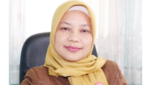 Srikurnia Yati 
kepala dinkes padang