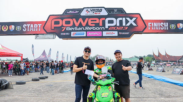 Ciptakan Cashless Society melalui MyPertamina, Pertamina Gandeng IMI Sumatera Barat 1 KERJASAMA--Pertamina Patra Niaga Regional Sumbagut melalui Sales Area Retail Sumatera Barat bekerjasama dengan Ikatan Motor Indonesia Sumatera Barat. (ist)