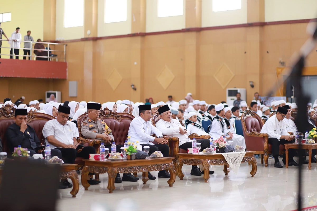 Wisuda Hafizh Hafizhah Kota Solok Berlangsung Haru