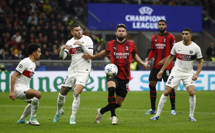 AC Milan Kalahkan PSG 2-1, Grup Neraka Memanas! 1 LIGA CHAMPIONS— AC Milan menang 2-1 atas Paris Saint-Germain. Laga matchday keempat Grup F Liga Champions tersebut berlangsung di San Siro, Rabu (8/11).
