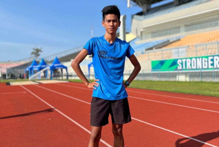 Porwil XI Riau, Lempar Lembing Sumbang Emas Pertama Sumbar 1 MEDALI EMAS— Erit Martahiret, menyumbang medali emas pertama bagi kontingen Sumbar di Porwil XI Riau dari Cabor Atletik nomor lempar lembing, Minggu (5/11).