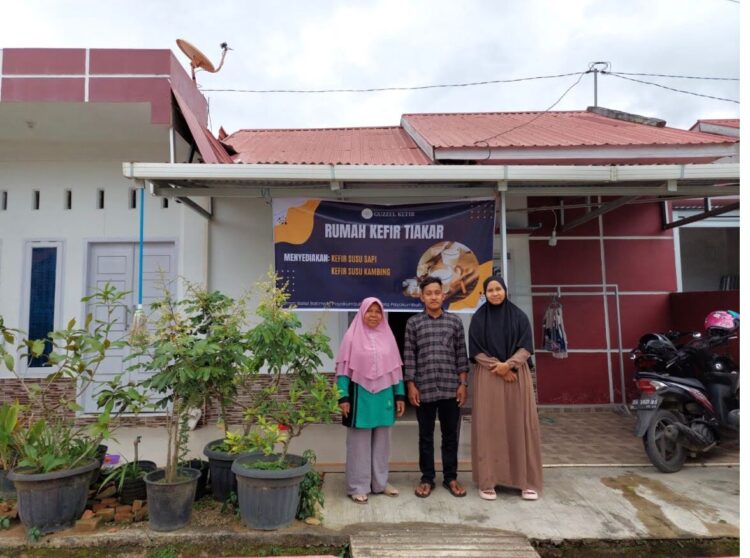 Tim PKM Unand Berikan Pelatihan Pembuatan Sabun di Rumah Kefir Tiakar 1 PENGGIAT KEFIR— Lokasi Penggiat Kefir di Rumah Kefir Tiakar, Kota Payakumbuh.