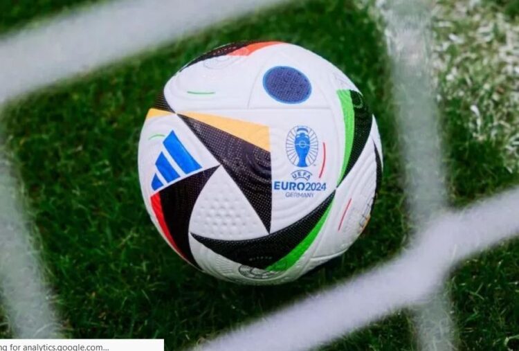 UEFA dan Adidas Perkenalkan Fussballliebe, Bola yang Digunakan untuk Euro 2024 dengan Teknologi Terkini 1 FUSSBALLLIEBE, bola yang akan digunakan pada kompetisi Euro 2024.