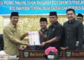 Ranperda APBD 2024 dan Pajak dan Retribusi Daerah, Sonny: Tingkatkan PAD untuk Wujudkan Kesejahteraan Masyarakat 10 Ranperda APBD 2024 dan Pajak dan Retribusi Daerah, Sonny: Tingkatkan PAD untuk Wujudkan Kesejahteraan Masyarakat