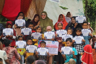 Lisda Hendrajoni : Bantuan PIP Tahap I Bermanfaat Untuk Menunjang Belajar Mengajar Siswa 1 06e8b958 b991 4830 badc 25ceec342a2b