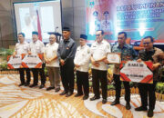 Lomba Nagari Mubarakah Implementasi ABS-SBK, Gubernur Sumbar Serahkan Penghargaan kepada 3 Nagari Terbaik