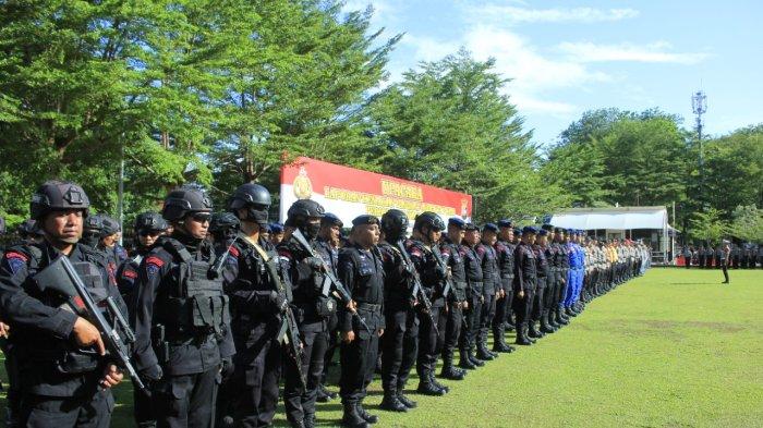 DIKERAHKAN— Polda Sumbar mengerahkan ribuan personel untuk mengamankan Natal 2023 dan Tahun Baru 2024.