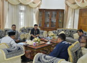 Audiensi Dengan Tim Ruang Guru, Bupati Agam Komit Pacu Mutu SDM