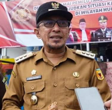 Tahun Ini Sepanjang 13.55 KM, Jalan Pasar Rabaa - Simpang Sikaladi Diperbaiki 1 Eka Putra