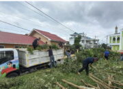 Jaga lingkungan, DLH Bantu Warga Gotong Royong
