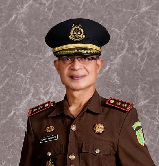 Kajari Ingatkan Penyelenggara Pemerintah Hati-hati Gunakan Uang Negara 1 Slamet Haryanto
(Kajari Payakumbuh)