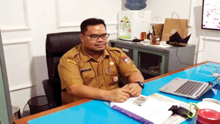 Pemko Fasilitasi 1.500 UMKM dengan Program Subsidi Margin 1 Fauzan Ibnovi
Kepala Dinas Koperasi dan UKM Padang