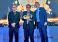 Kedua Kalinya, Dirut Bank Nagari Raih Top 100 CEO 10 Kedua Kalinya, Dirut Bank Nagari Raih Top 100 CEO