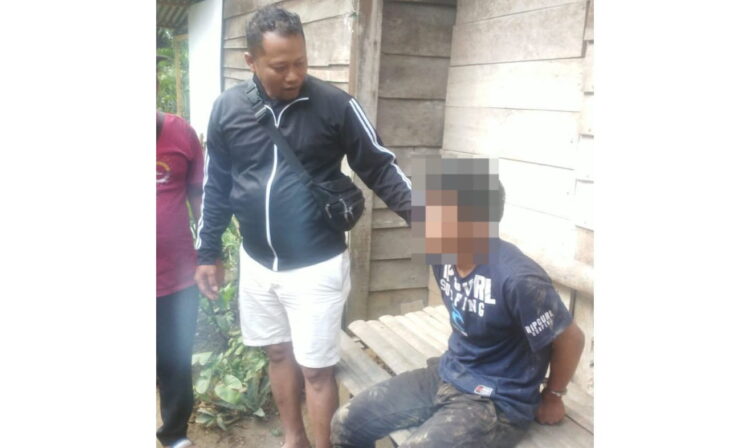 Modus Tanya Surat Kendaraan, Pria Residivis Nekat Larikan Motor, Pelaku sudah 3 Kali Masuk Penjara 1 CURI MOTOR— Pelaku IL (28) yang sudah tiga kali keluar masuk penjara ditangkap jajaran Polres Pasbar atas kasus pencurian sepeda motor.