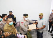 Wakapolda Sumbar Serahkan jenazah Korban Erupsi Gunung Marapi kepada Keluarga