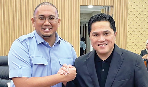 Piala Dunia U-17 di Indonesia Sukses, Andre Rosiade Puji Erick Thohir 1 SALAM KOMANDO— Anggota DPR RI asal Sumbar, H Andre Rosiade salam komando bersama Menteri BUMN, Erick Thohir.
