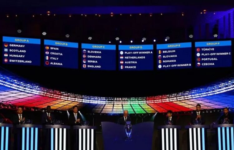 Hasil Drawing Euro 2024, Spanyol, Italia, dan Kroasia Bersaing Ketat di Grup Neraka 1 DRAWING— Drawing Euro 2024 dilakukan di Hamburg, Jerman, Minggu (3/12) dini hari WIB.