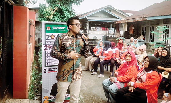 Caleg Gerindra Padang Rachmad Wijaya Minta Masyarakat Jangan Golput 1 KAMPANYE DI RAWANG— Calon anggota DPRD Padang dari Partai Gerindra Dapil 5 Padang Selatan dan Padang Timur Rachmad Wijaya berkampanye di RW 1 Kelurahan Rawang, Kecamatan Padang Timur.