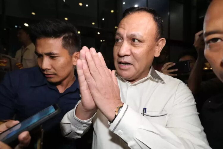 DIPERIKSA— Mantan Ketua KPK Firli Bahuri usai menjalani pemeriksaan.