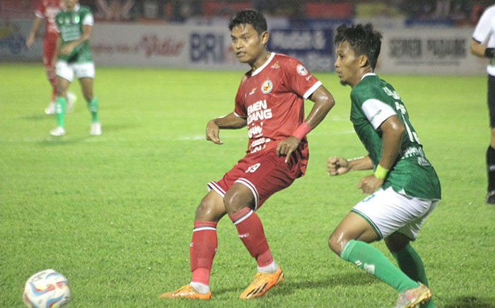 Kalahkan PSMS Medan 2-0, Semen Padang Puncaki Klasemen Grup X 1 LIGA 2— Semen Padang FC berhasil mengalahkan PSMS Medan dengan skor 2-0 dalam lanjutan babak 12 besar Grup X Pegadaian Liga 2 2023/2024 di Stadion H. Agus Salim Padang, Rabu (17/1) malam.