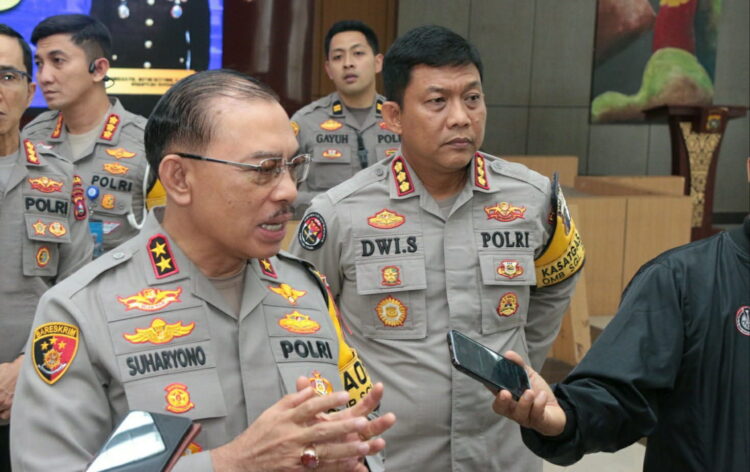 Kapolda Sumbar Irjen Pol Suharyono.