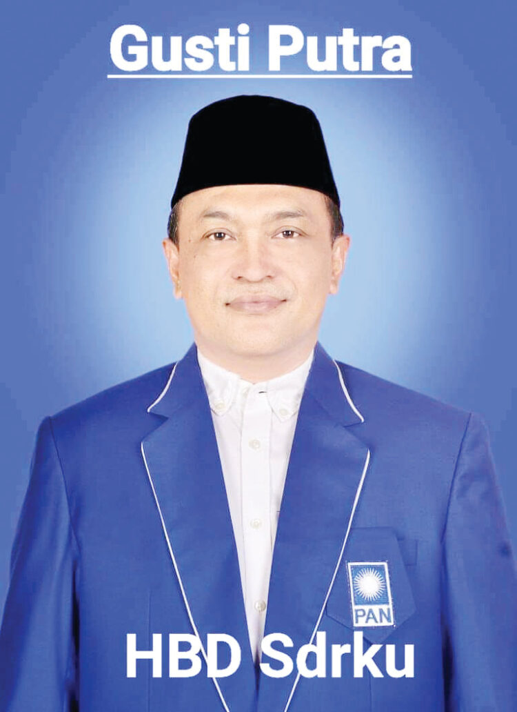 Targetkan 4 Kursi, Caleg PAN Bergerilya Rebut Hati Pemilih 1 Ketua DPD PAN Kota Payakumbuh Gusti Putra