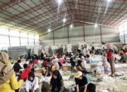 KPU Sumbar Datangi Gudang Logistik KPU Tanah Datar, Tinjau Perlengkapan, serta Penyortiran dan Pelipatan Surat Suara