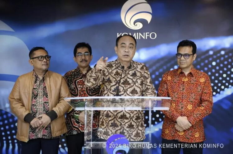 Tanggapi Isu Mundurnya 15 Menteri Kabinet, Menkominfo Budie Arie: Itu Hoaks 1 JUMPA PERS—Menkominfo Budi Arie Setiadi melakukan jumpa pers menanggapi isu mundurnya menteri Kabinet Indonesia Maju (KIM).