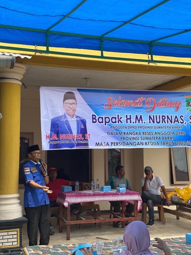 Selalu Tepati Janji, Warga Apresiasi Perjuangan Nurnas 1 RESES--Anggota DPRD Sumbar, HM. Nurnas Reses Masa Persidangan ke dua tahun 2023/2024 di Kecamatan Batang Anai, Nagari Katapiang.