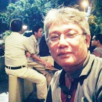 Caleg “Berselancar” di Medsos Demi Memikat Pemilih Muda, Emeraldy Chatra: Tidak Efektif Bangun Komunikasi dengan Konstituen 1 Dr. Emeraldy Chatra, PGDip, M.I.Kom.jpg
Pakar Komunikasi dari Universitas Andalas