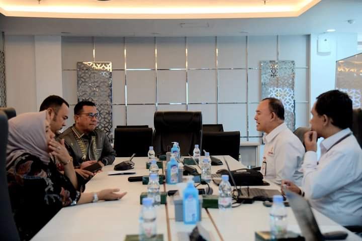 AUDENSI—Pj Wako Sawahlunto Zefnihan saat audensi dengan Asisten Deputi Transformasi Digital