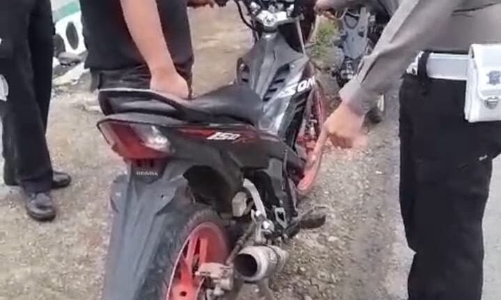 Satlantas Polres Sijunjung Tilang 15 Pengendara Motor Knalpot Bising