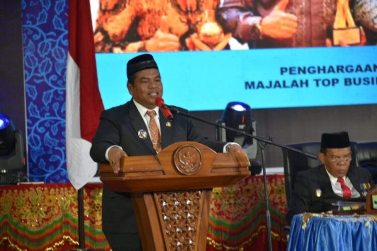 Nilai Efektivitas SPI Dalam Penyusunan LKPD, Bupati Suhatri Bur Terima BK RI Perwakilan Sumbar 1 Suhatri Bur Kebijakan Membangun Kondusif dan Sinergisitas Pemerintah Pusat dan