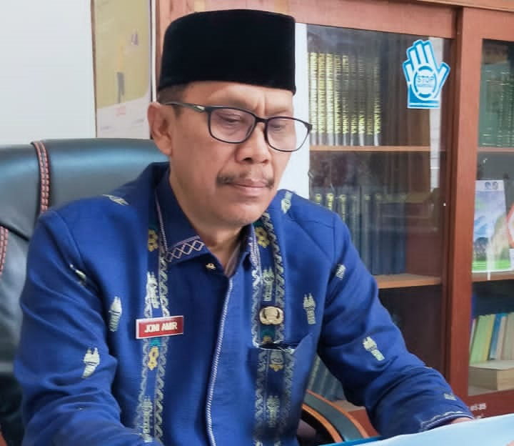 Joni Amir
Kepala Badan 
Kesbangpol